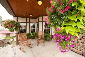 Chase On The Lake Resort Hotel