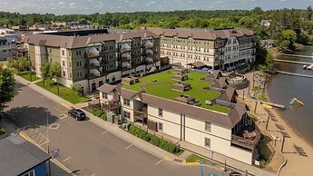 Chase On The Lake Resort Hotel