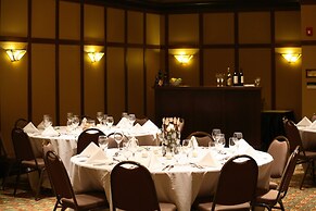 Chase On The Lake Resort Hotel