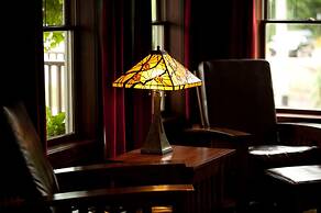 Chase On The Lake Resort Hotel