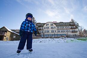 Chase On The Lake Resort Hotel