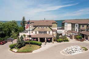 Chase On The Lake Resort Hotel