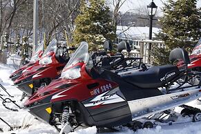 Chase On The Lake Resort Hotel