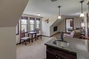 Chase On The Lake Resort Hotel