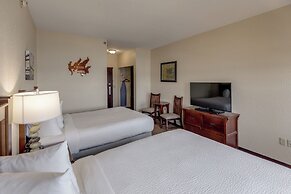 Chase On The Lake Resort Hotel