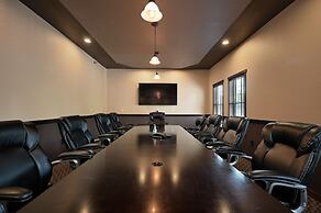 Chase On The Lake Resort Hotel