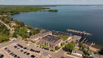 Chase On The Lake Resort Hotel