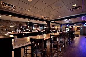 Chase On The Lake Resort Hotel