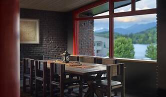 High Peaks Resort