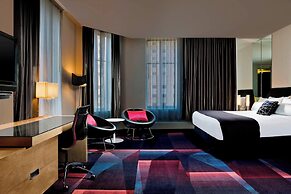 W Minneapolis - The Foshay