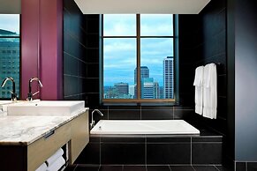 W Minneapolis - The Foshay