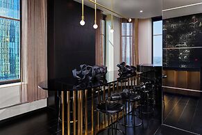 W Minneapolis - The Foshay