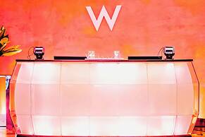 W Minneapolis - The Foshay