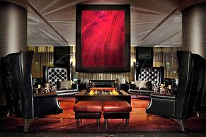 W Minneapolis - The Foshay