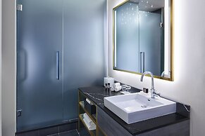 W Minneapolis - The Foshay