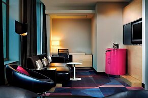 W Minneapolis - The Foshay