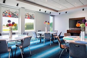 Aloft Plano