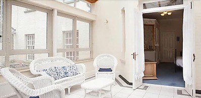 Woodlands Lodge Hotel