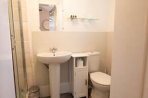 Woodlands Lodge Hotel