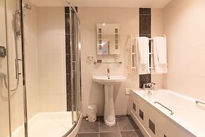 Woodlands Lodge Hotel