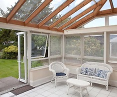 Woodlands Lodge Hotel