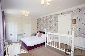 Woodlands Lodge Hotel