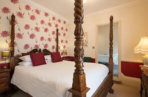 Woodlands Lodge Hotel