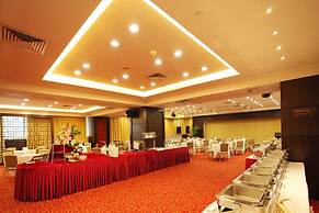 Landmark International Hotel