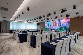 Landmark International Hotel