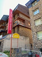 Somriu Hotel Vall Ski