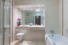 Charleville Park Hotel & Leisure Club