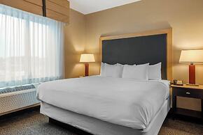 Cambria Hotel Akron - Canton Airport