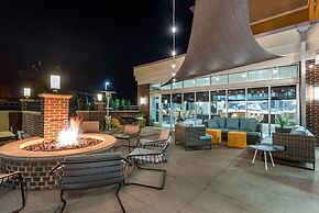 Cambria Hotel Akron - Canton Airport