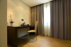 Ramada by Wyndham Downtown Beirut