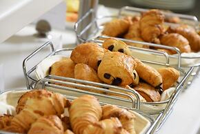 Ramada by Wyndham Downtown Beirut