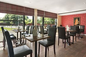 Ramada by Wyndham Oldbury Birmingham