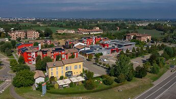 Hotel Maranello Village
