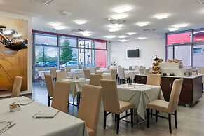 Hotel Maranello Village