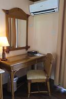 Boracay Tropics Resort Hotel