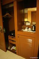 Boracay Tropics Resort Hotel