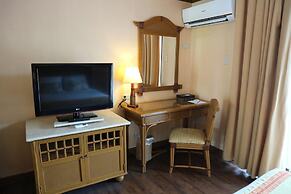 Boracay Tropics Resort Hotel