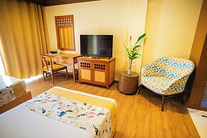 Boracay Tropics Resort Hotel