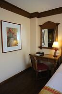 Boracay Tropics Resort Hotel