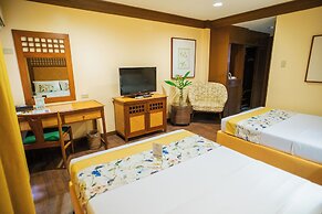 Boracay Tropics Resort Hotel
