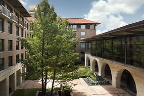 AT&T Hotel & Conference Center at the University of Texas