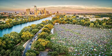 AT&T Hotel & Conference Center at the University of Texas