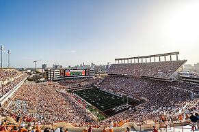 AT&T Hotel & Conference Center at the University of Texas