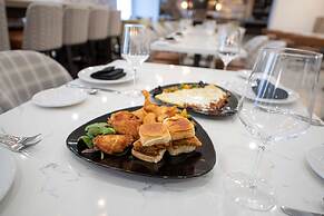 DoubleTree by Hilton Sulphur Lake Charles