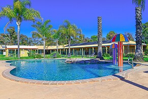 Barooga Country Inn Motel