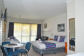 Barooga Country Inn Motel